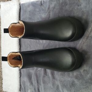 Chooka Women’s Waterproof Faux Fur Lined Rubber Rain Boots Size 10